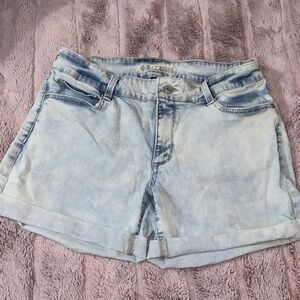 Arizona Jean Company Light Wash Rolled-Hem Denim Shorts size 11